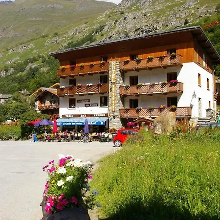 Du Glacier Des Evettes Hotel 2*
